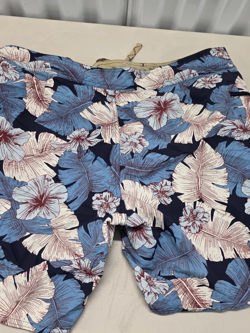 Patagonia Hawaiian Floral Swim Trunks Men's Size 40x8